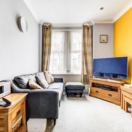 Guestready - Tranquility Near Shepherd'S Bush London Exteriör bild